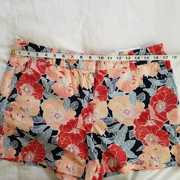 Floral Loft Shorts* Final Price* - Picture 2 of 5